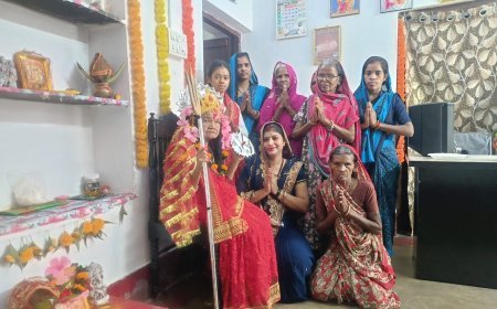 वृद्धजन सेवा सदन में नवरात्रि महाआरती: माँ दुर्गा के रूप में दादियों ने रच दी भक्ति और भावनाओं की अनोखी मिसाल