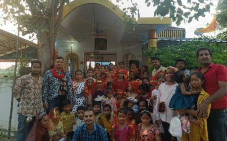 महाकाली मंदिर करपात्री चौक में अष्टमी पर कन्या भोज, 41 बालिकाओं को कराया गया भोजन
