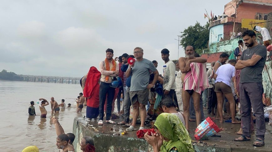 पितृ मोक्ष अमावस्या पर नगर परिषद नाकाम, नर्मदा समग्र ने संभाली जिम्मेदारी