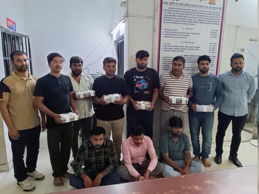 नोएडा STF ने पकड़ा सॉल्वर गैंग, 2 लाख में होती थी पेपर डील, 11 गिरफ्तार