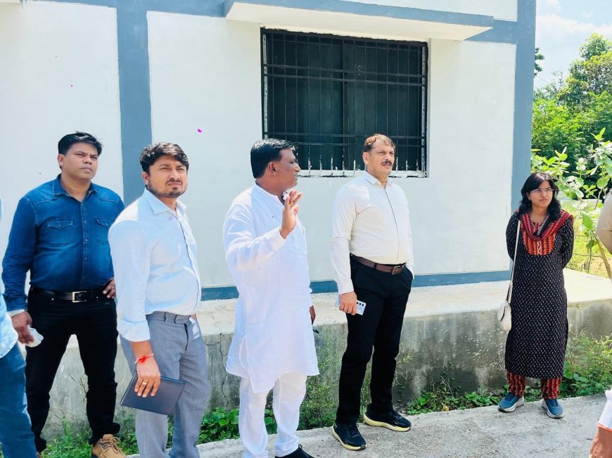 कवर्धा में नालंदा लाइब्रेरी निर्माण को मिली रफ्तार, कलेक्टर गोपाल वर्मा ने किया स्थल निरीक्षण