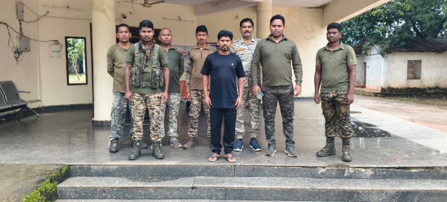 बीजापुर पुलिस की बड़ी कामयाबी: 8 लाख के इनामी माओवादी मल्लेश कुंजाम गिरफ्तार
