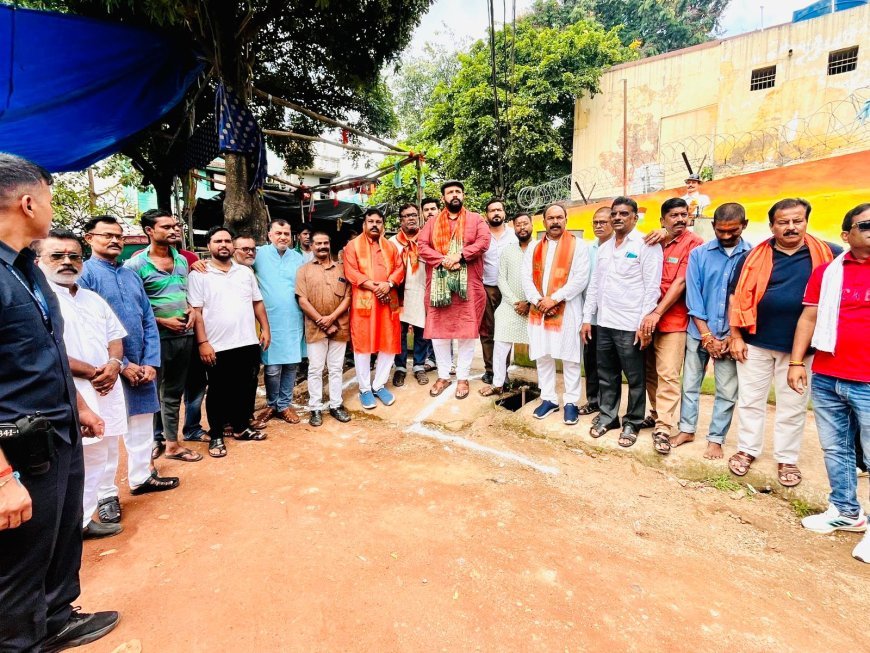 गुरु गोविंद सिंह वार्ड में अमर शहीद भगत सिंह को श्रद्धांजलि, भाजपा प्रदेश उपाध्यक्ष प्रबल प्रताप सिंह जूदेव हुए मुख्य अतिथि