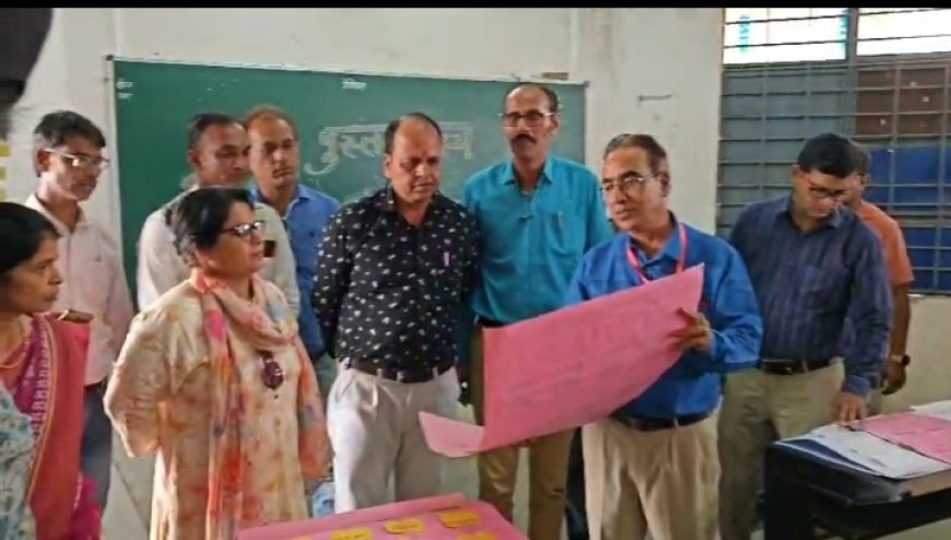 ढिकोला में आयोजित शैक्षिक संवाद में शिक्षकों ने साझा किए अनुभव और नई शिक्षण तकनीक