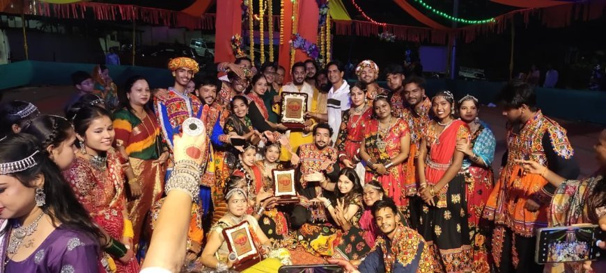 किरंदुल में शाही डांडिया संध्या का भव्य समापन, रंगारंग उत्सव और गरबे की धुन से झूमा नगर
