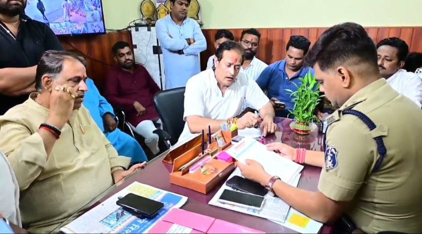 राहुल गांधी को गोली मारने के बयान पर सिविल लाईन थाना में कांग्रेसजन ने की एफआईआर की मांग