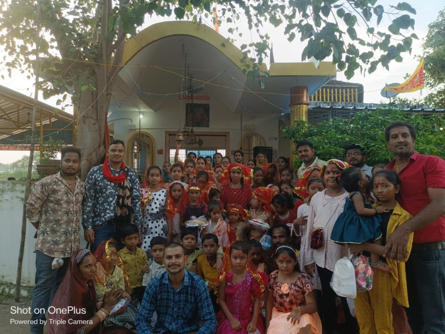महाकाली मंदिर करपात्री चौक में अष्टमी पर कन्या भोज, 41 बालिकाओं को कराया गया भोजन