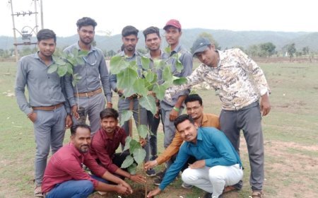 आईटीआई पंडरिया में युवाओं का जोश, कौशल विकास और स्वच्छता सेवा से बढ़ा आत्मनिर्भरता का संकल्प
