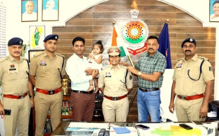 उप निरीक्षक भुवनेश्वरी राठौर को कबीरधाम में निरीक्षक पद पर पदोन्नति, नई जिम्मेदारी पुलिस अधीक्षक ने सौंपी