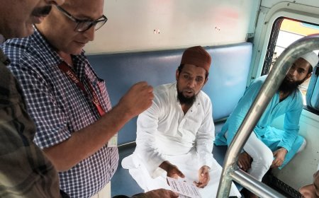 स्वच्छता पखवाड़ा: “स्वच्छ रेलगाड़ी” थीम पर चला गहन सफाई अभियान, यात्रियों से लिए गए बहुमूल्य सुझाव