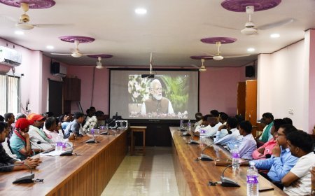 प्रधानमंत्री नरेंद्र मोदी ने की कृषि क्षेत्र की नई योजनाओं की शुरुआत — किसानों के समग्र विकास की दिशा में बड़ा कदम