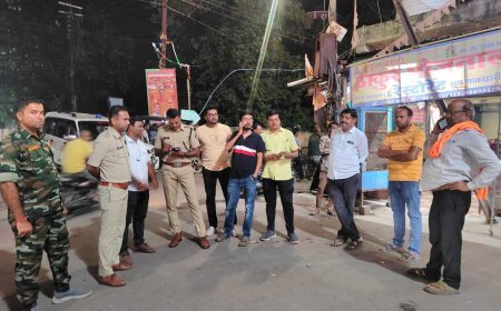 नागरिक सुरक्षा में जनसहभागिता की नई मिसाल — हेल्पिंग हैंड्स क्लब फाउंडेशन ने पुलिस संग खरसिया स्टेशन चौक में लगाया हाई-टेक कैमरा