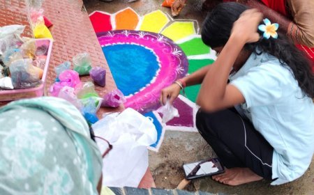 मुस्लिम बेटियों ने रंगोली बनाकर दिया भाईचारे का संदेश, दीपावली पर पेश की अनोखी मिसाल