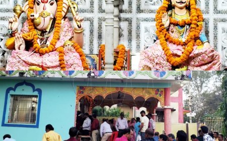 कायस्थ समाज का होली मिलन व श्री चित्रगुप्त/भाई दूज पूजा संपन्न