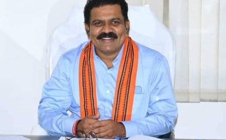 21 नक्सलियों ने छोड़ा हिंसा का मार्ग, उपमुख्यमंत्री विजय शर्मा ने कहा — “बस्तर की जनता के मनोअनुकूल निर्णय लेने वालों का स्वागत है”