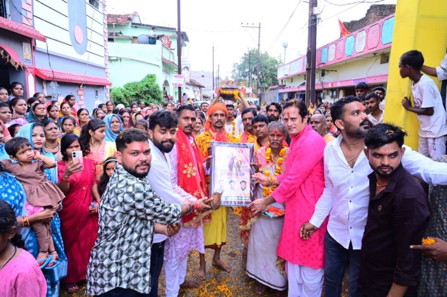 नवमीं पर विकास उपाध्याय ने की कन्या पूजन और जंवारा दर्शन, शहरभर में भक्ति से जुड़े आयोजनों में हुए शामिल