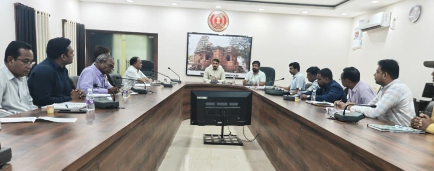 कलेक्टर गोपाल वर्मा ने आदि कर्मयोगी अभियान की समीक्षा बैठक ली, 7 अक्टूबर तक जिला स्तरीय विजन प्लान तैयार करने के निर्देश