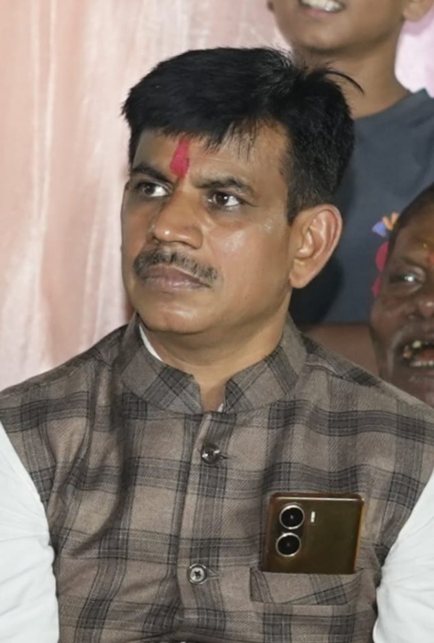पुरंदर मिश्रा भगवान श्री राम के अपमान पर मांगें माफी: विरोध प्रदर्शन की चेतावनी- मनोज सिंह ठाकुर