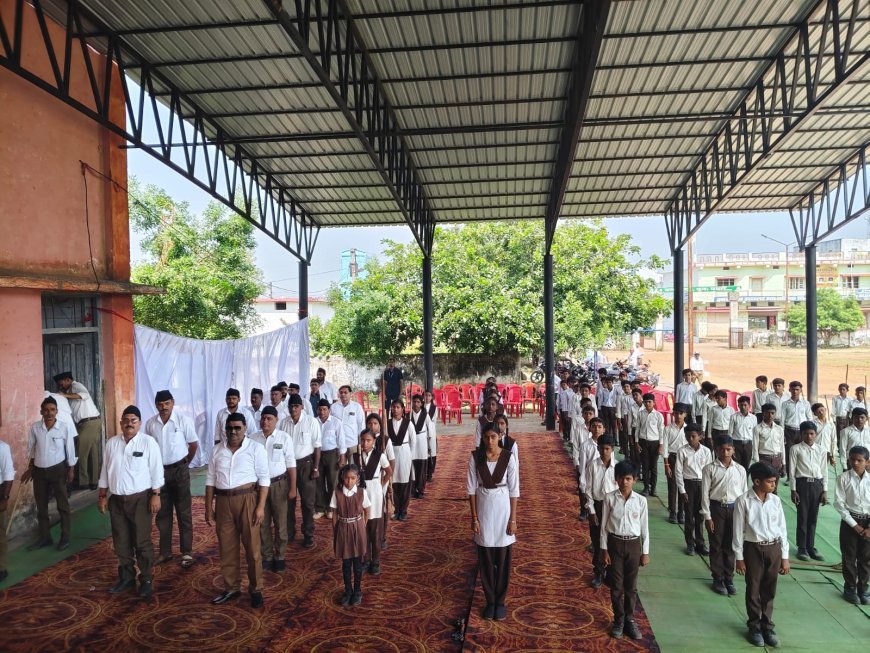 गुण्डरदेही में RSS शताब्दी समारोह: पथ संचलन, शक्ति प्रदर्शन और शस्त्र पूजा से हुआ गौरवपूर्ण आयोजन