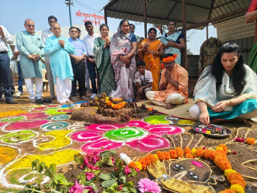 श्रीराम गौशाला में श्रद्धा और उल्लास के साथ हुआ गौवर्धन पूजन, जनप्रतिनिधियों ने दिया गौसंवर्धन का संदेश