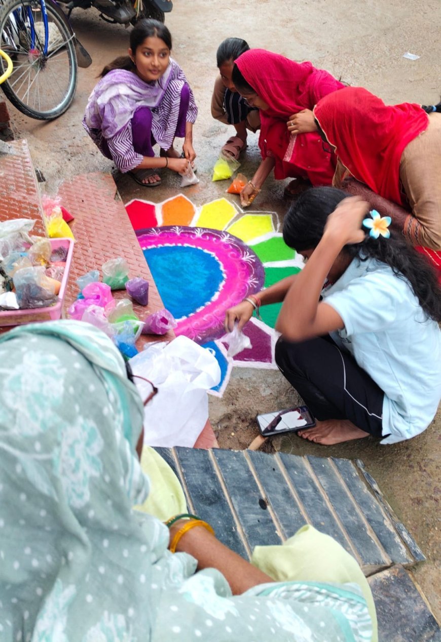 मुस्लिम बेटियों ने रंगोली बनाकर दिया भाईचारे का संदेश, दीपावली पर पेश की अनोखी मिसाल