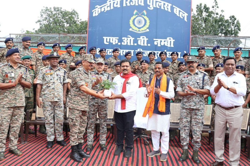 उपमुख्यमंत्री विजय शर्मा ने नंबी के सीआरपीएफ कैंप में जवानों से की मुलाकात, ‘एक पेड़ मां के नाम’ अभियान के तहत किया वृक्षारोपण