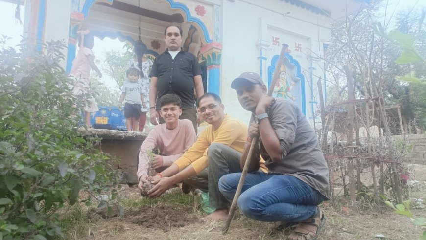 सोमनापुर में बेटे के जन्मदिन पर शमी पौधारोपण, पर्यावरण संरक्षण का संदेश