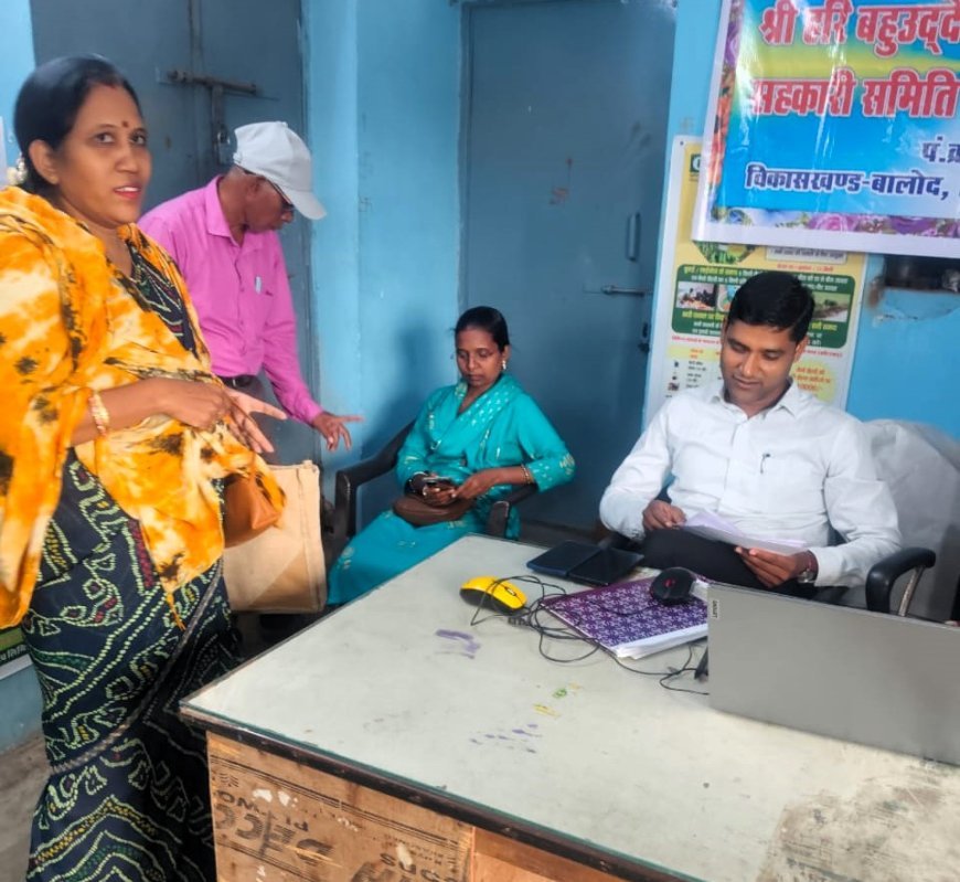 एग्रीस्टैक पोर्टल में शत-प्रतिशत किसानों का पंजीयन सुनिश्चित करने बालोद में शिविर जारी – कलेक्टर दिव्या उमेश मिश्रा के निर्देश पर राजस्व व सहकारिता विभाग की संयुक्त पहल