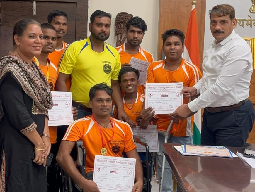 राज्य स्तरीय पैरा स्विमिंग चैम्पियनशिप में कबीरधाम के खिलाड़ियों की धाक, जीते 14 पदक