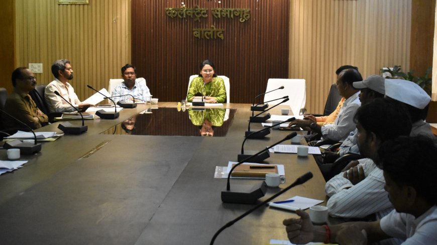 कलेक्टर दिव्या उमेश मिश्रा ने विशेष गहन पुनरीक्षण पर दी विस्तृत जानकारी, राजनैतिक दलों से सहयोग की अपील