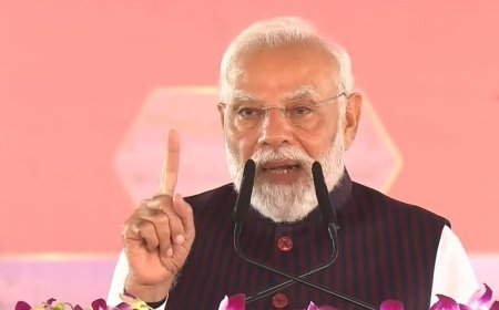 प्रधानमंत्री मोदी बोले – डॉ. रमन सिंह लोकतंत्र को सशक्त बनाने का जीवंत उदाहरण