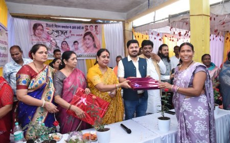 ग्राम अकोली के दिवाली मिलन समारोह में शामिल हुए विधायक अनुज शर्मा, कहा – दीपावली उम्मीदों और एकता का प्रतीक