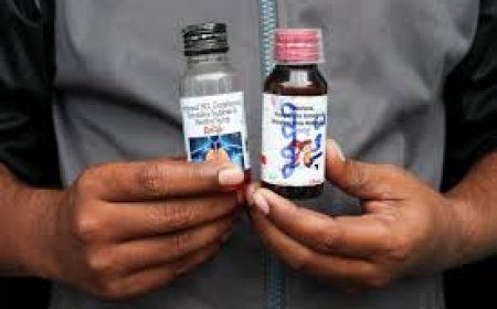 गाजियाबाद में 3.4 करोड़ की प्रतिबंधित कफ सिरप बरामद — अरब देशों तक सक्रिय अंतरराष्ट्रीय तस्करी गैंग का भंडाफोड़, 8 तस्कर गिरफ्तार