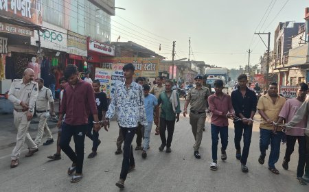 सिलतरा चौकी पुलिस की बड़ी कार्रवाई: 14 आरोपी गिरफ्तार, चोरी और अवैध शराब कारोबार पर कसा शिकंजा