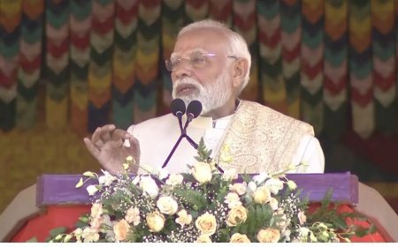 दिल्ली ब्लास्ट पर पीएम मोदी बोले — “दुखी मन से आया हूं, दोषियों को बख्शा नहीं जाएगा”