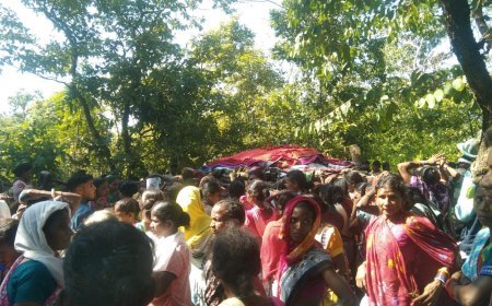 कड़ी सुरक्षा के बीच नक्सली लीडर हिडमा व उसकी पत्नी का अंतिम संस्कार