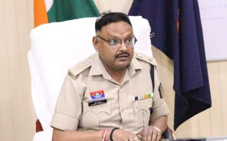 एसपी पंकज चंद्रा की सराहनीय पहल, रक्तदान करने वाले आरक्षक प्रदीप बघेल को किया पुरस्कृत