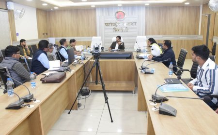 सिंगरौली में CMDPA समीक्षा बैठक, कलेक्टर ने माइनिंग कंपनियों को समयबद्ध कोयला उत्पादन के निर्देश दिए