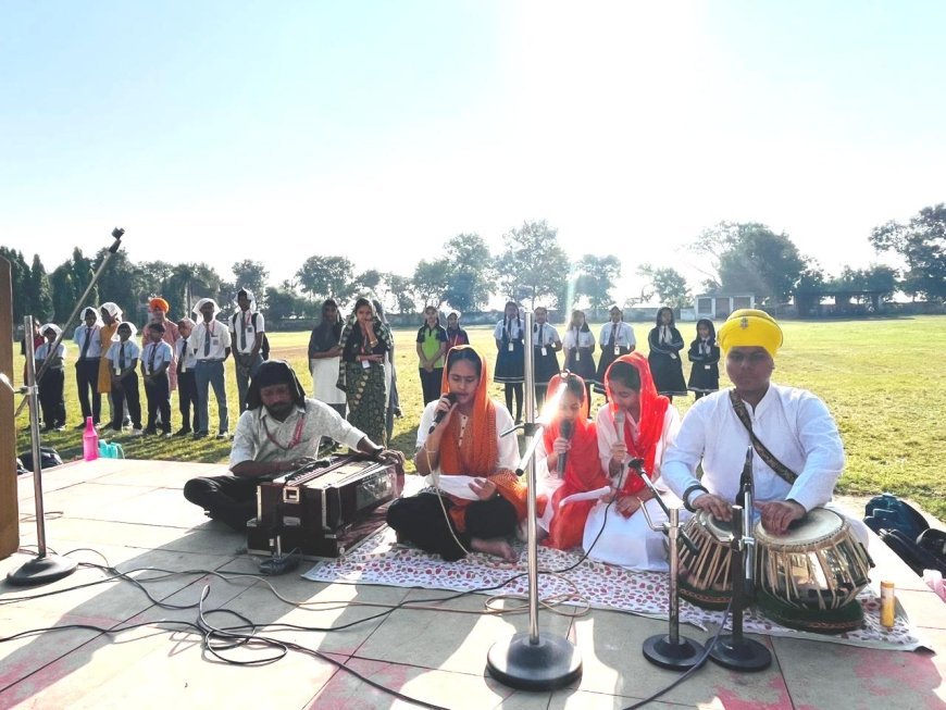 गुरुकुल पब्लिक स्कूल कवर्धा में गुरु नानक जयंती पर विशेष सभा का आयोजन, विद्यार्थियों ने शबद कीर्तन से बांधा समां