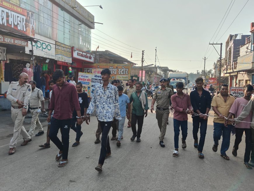 सिलतरा चौकी पुलिस की बड़ी कार्रवाई: 14 आरोपी गिरफ्तार, चोरी और अवैध शराब कारोबार पर कसा शिकंजा