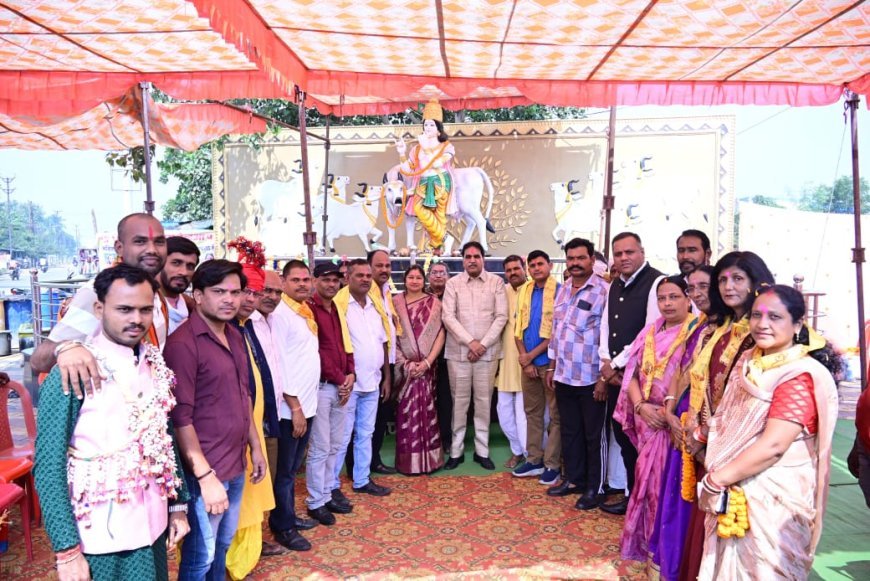 हीरापुर में “यदुवंशी चौक” का लोकार्पण — श्री कृष्ण प्रतिमा स्थापना से उमड़ा श्रद्धा और एकता का सैलाब
