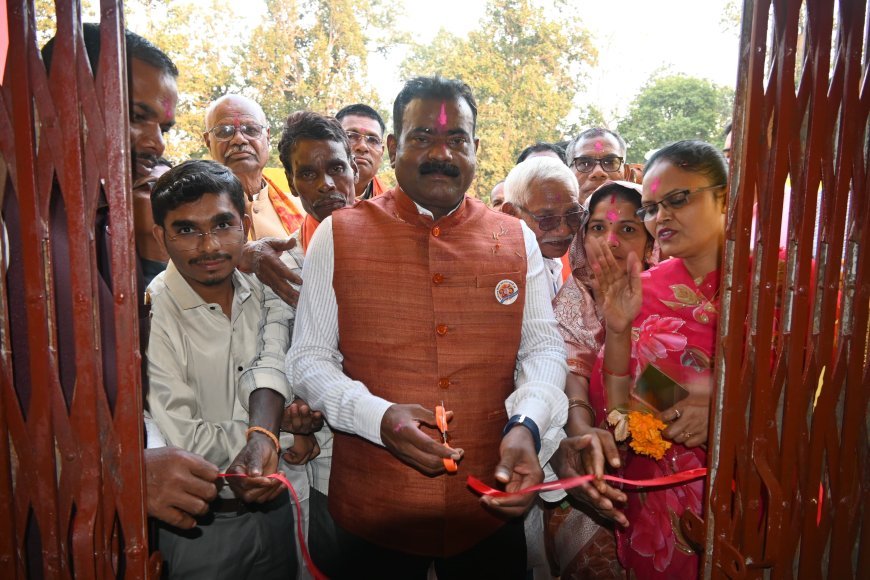 विधायक नीलकंठ टेकाम ने किया चनाभरी में नवीन आंगनबाड़ी भवन का लोकार्पण, बच्चों के सर्वांगीण विकास की नई पहल