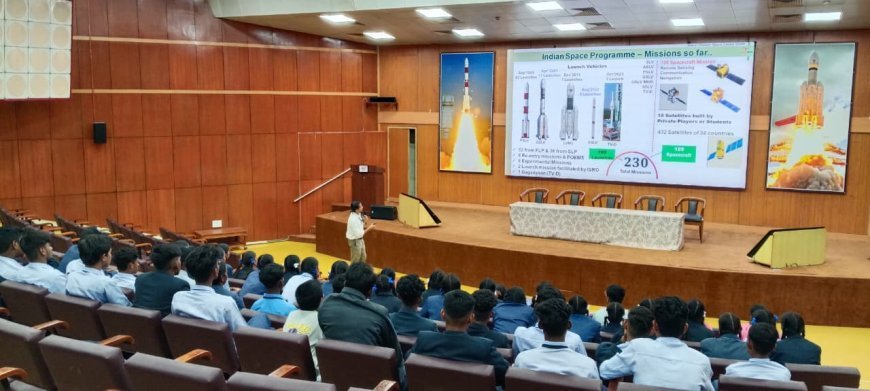 दंतेवाड़ा और बीजापुर जिले के विद्यार्थियों ने किया इसरो श्रीहरिकोटा एवं विशाखापट्टनम का शैक्षणिक भ्रमण — विज्ञान और अंतरिक्ष अनुसंधान की जमीनी समझ विकसित