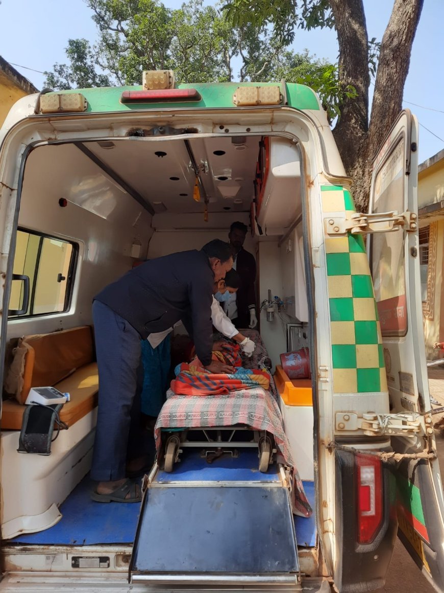 कांटाबहरा की कपूरा मरकाम को स्वास्थ्य विभाग ने बेहतर उपचार हेतु रायपुर कैंसर वार्ड में कराया भर्ती