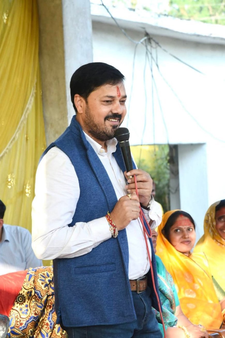 धरसींवा में विधायक अनुज शर्मा के नेतृत्व में SIR कार्यशालाएँ, मतदाता सूची को शुद्ध और पारदर्शी बनाने पर जोर