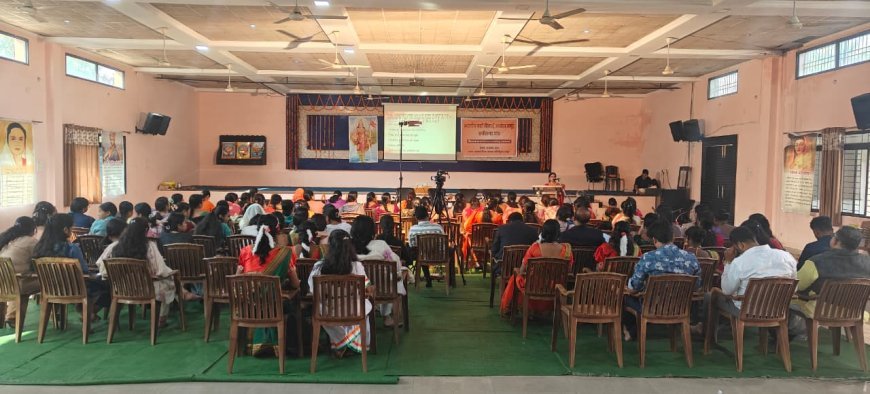 छत्तीसगढ़ प्रांत में भारतीय नारी विमर्श अध्येता समूह का ब्रेन स्ट्रॉमिंग सत्र सम्पन्न, कैलाशचन्द्र और डॉ. नूपुर ने दिए मार्गदर्शन