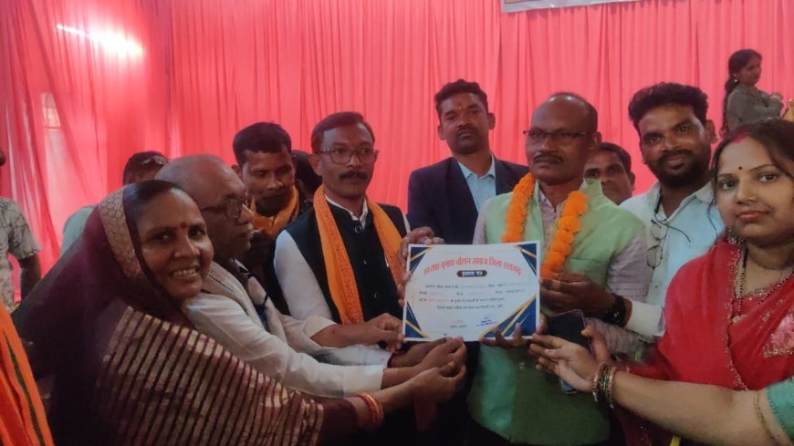 महापौर जीवर्धन के प्रस्ताव पर चौहान समाज की नई जिला कार्यकारिणी का सर्वसम्मति से चयन