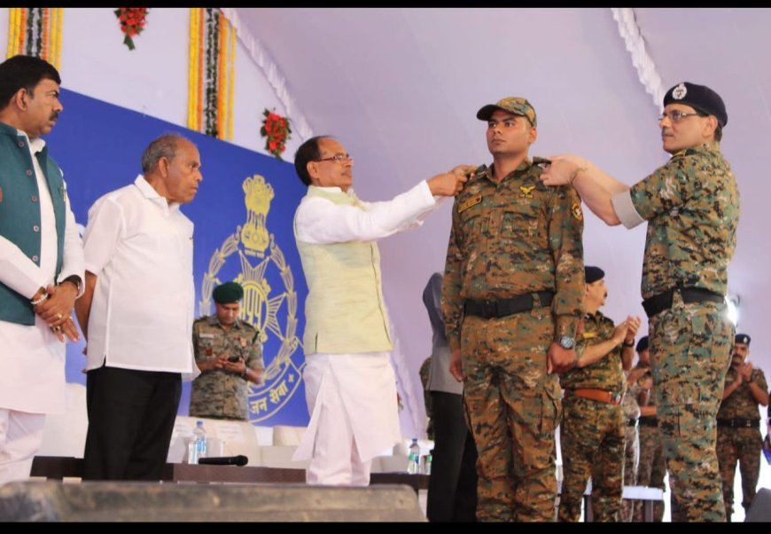 नक्सल ऑपरेशन में शहीद हुए जाबाज इंस्पेक्टर आशीष शर्मा, डोंगरगढ़ स्वास्थ्य केंद्र में हुआ निधन