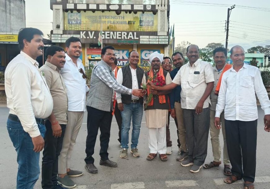 लघुवनोपज संघ प्रदेश अध्यक्ष रूपसाय सलाम का फरसगांव में भव्य स्वागत