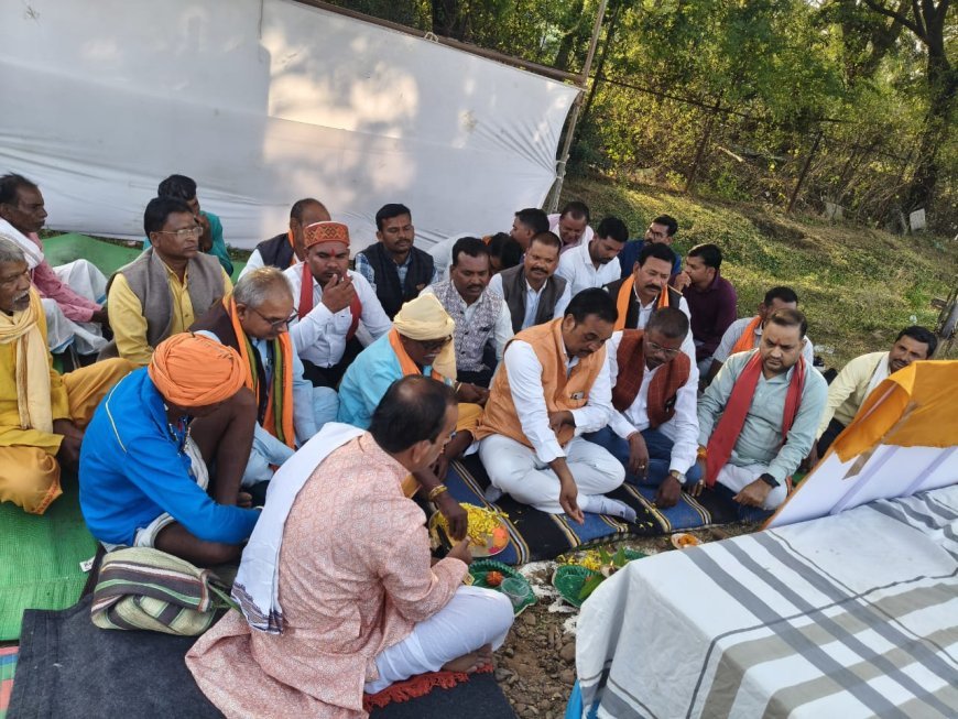 कवर्धा में विकास की रफ्तार तेज: सैगोना में 41.65 लाख की सड़क का भूमिपूजन सम्पन्न